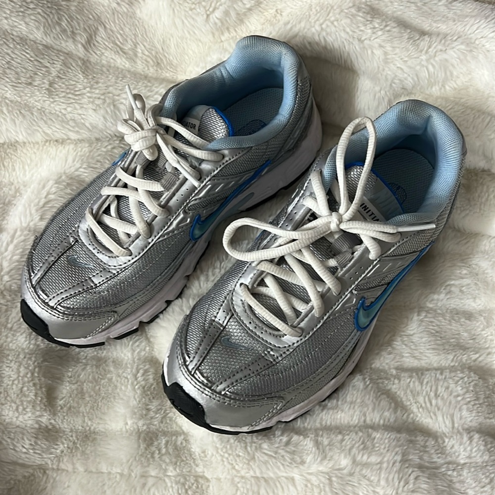 Nike Initiator